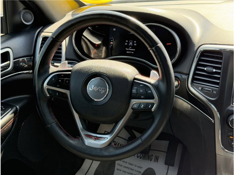 Used 2018 Jeep Grand Cherokee Trailhawk w/ Trailhawk Luxury Group image 39