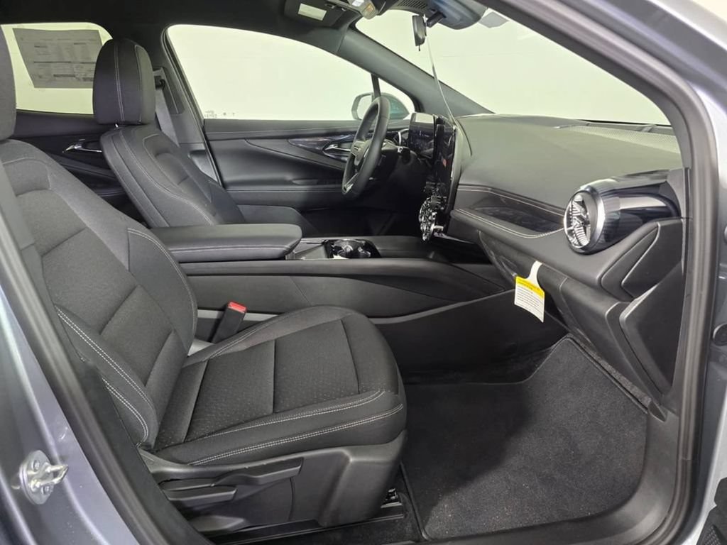 New 2025 Chevrolet Blazer EV LT FWD image 11