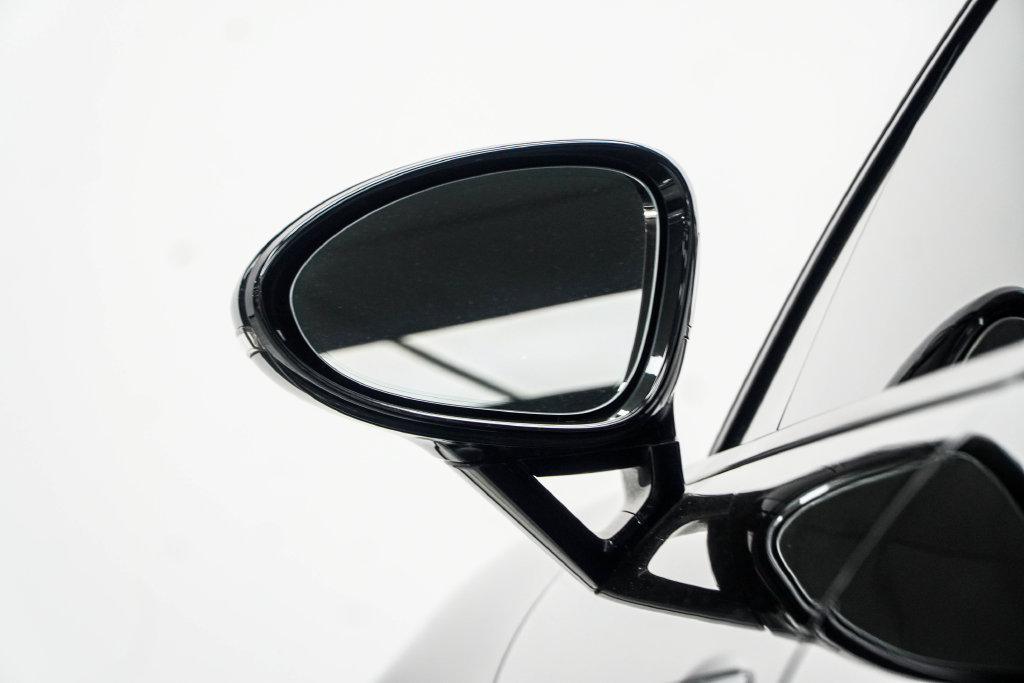 Used 2024 Porsche Taycan w/ Premium Package RWD image 21