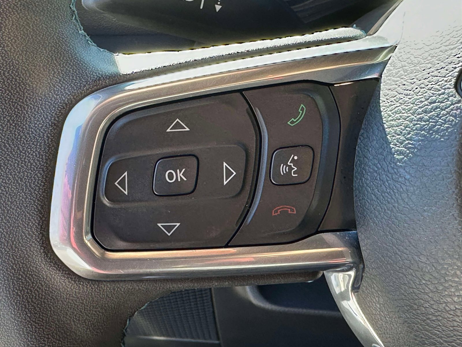 Used 2024 Jeep Wrangler High Altitude AWD/4WD image 21