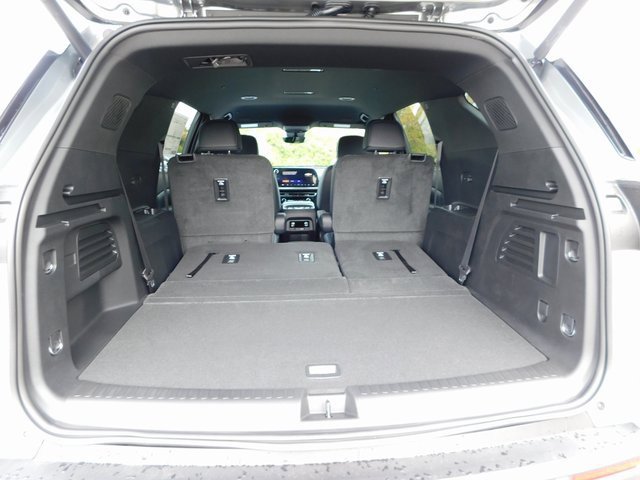 New 2026 Chevrolet Traverse LT w/ Enhanced Driving Package image 25