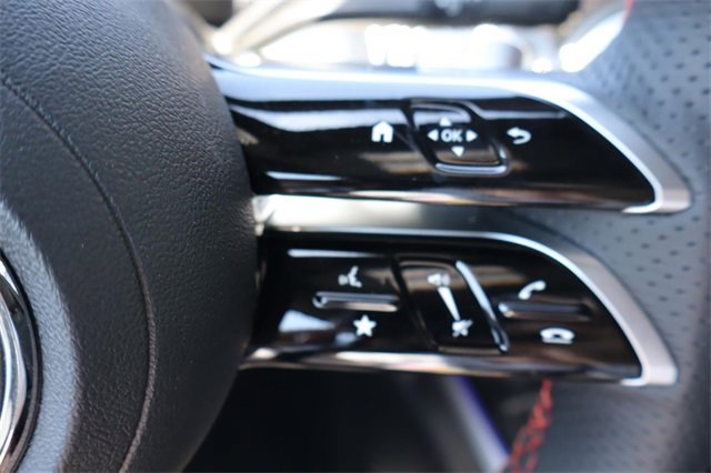 New 2025 Mercedes-Benz GLB 250 image 11