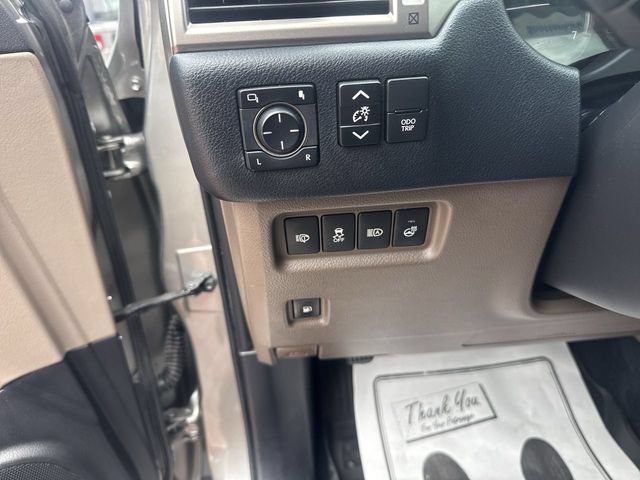 Used 2021 Lexus GX 460 Premium w/ Premium Package AWD/4WD image 12