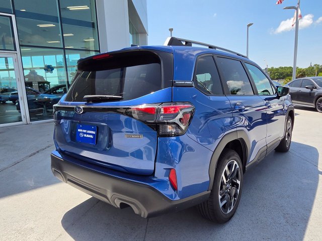 New 2026 Subaru Forester Premium AWD/4WD image 2