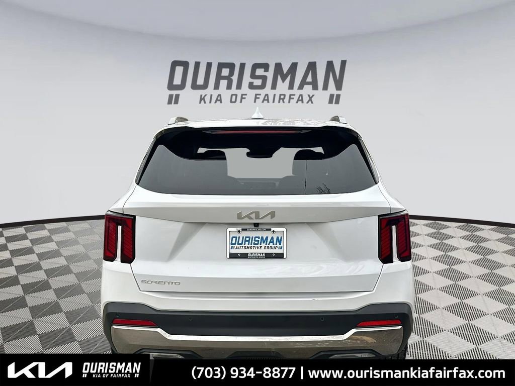 Used 2025 Kia Sorento SX image 4