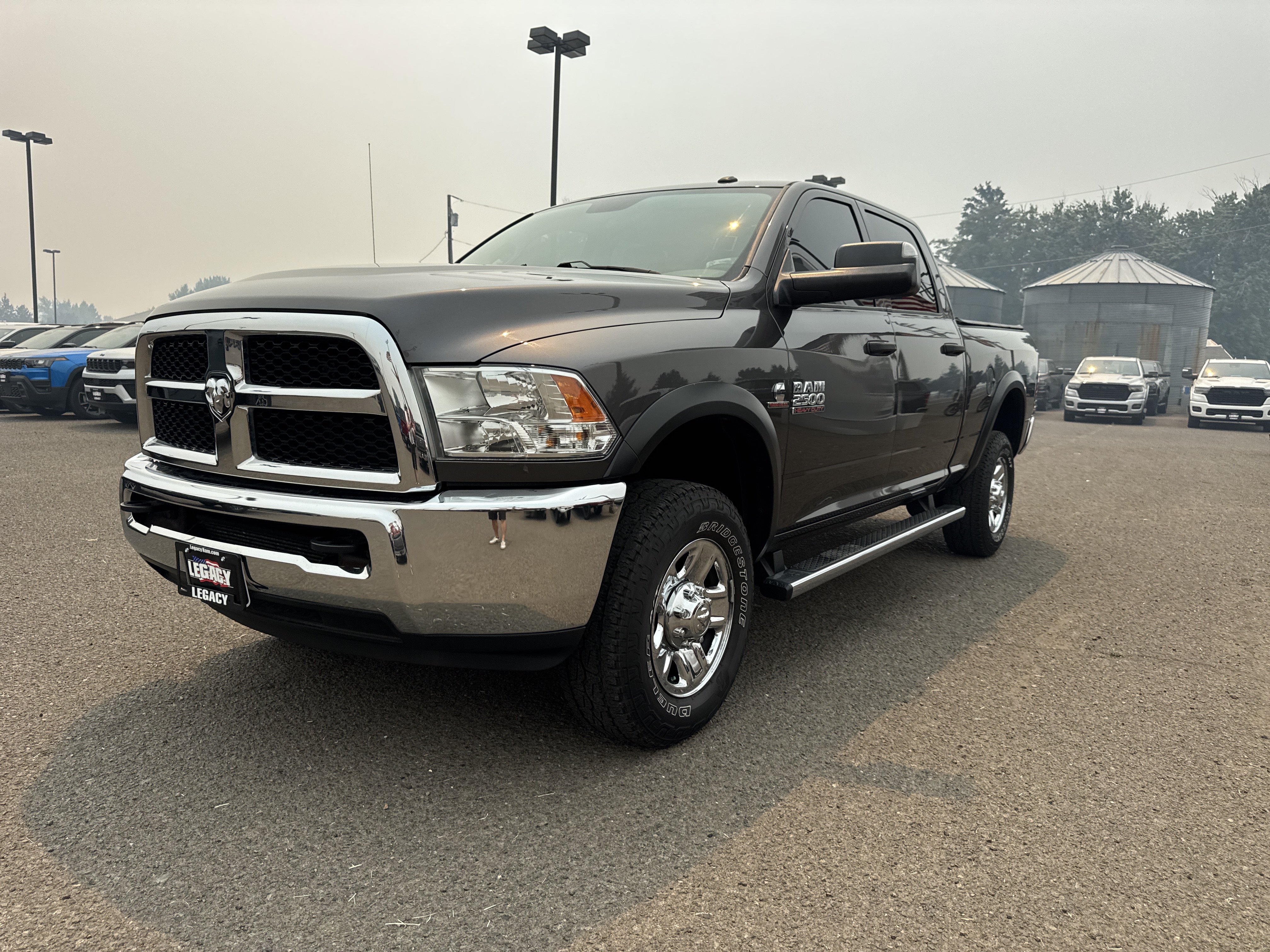 Used 2017 RAM 2500 Tradesman w/ Chrome Appearance Group AWD/4WD image 9