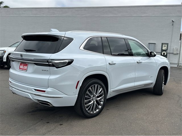 New 2026 Buick Enclave Avenir w/ Super Cruise Package image 11