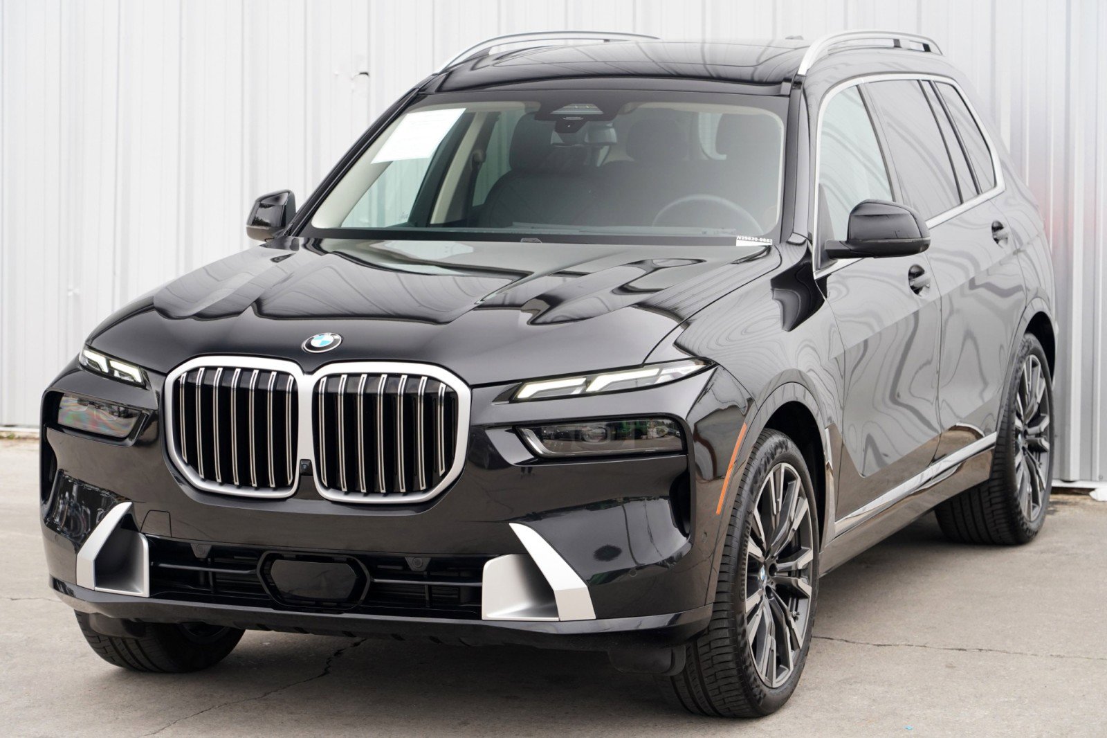 Used 2025 BMW X7 xDrive40i w/ Parking Assistance Package AWD/4WD image 53