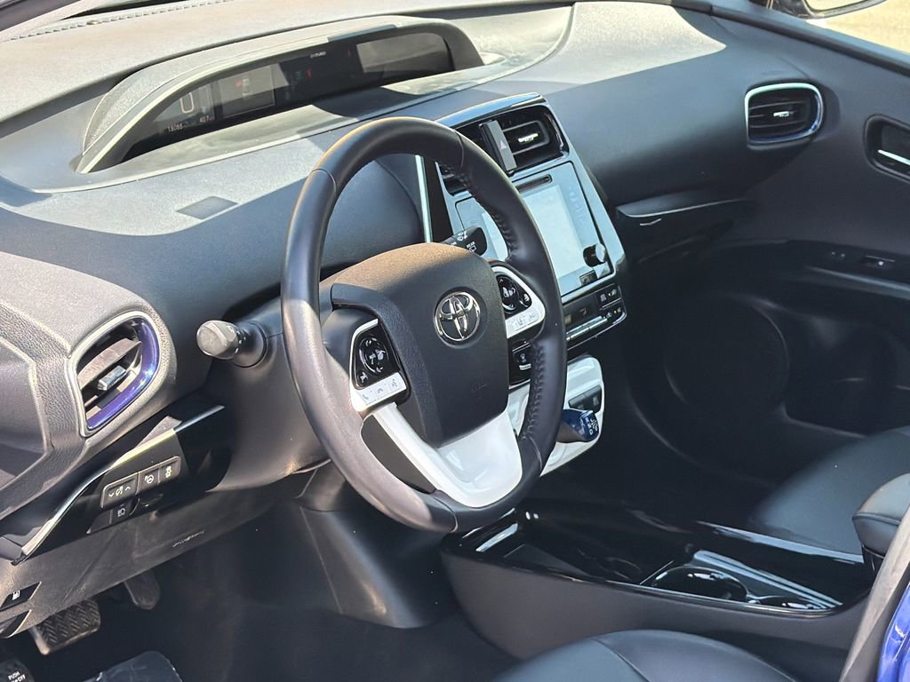 Used 2018 Toyota Prius Three Touring FWD image 9