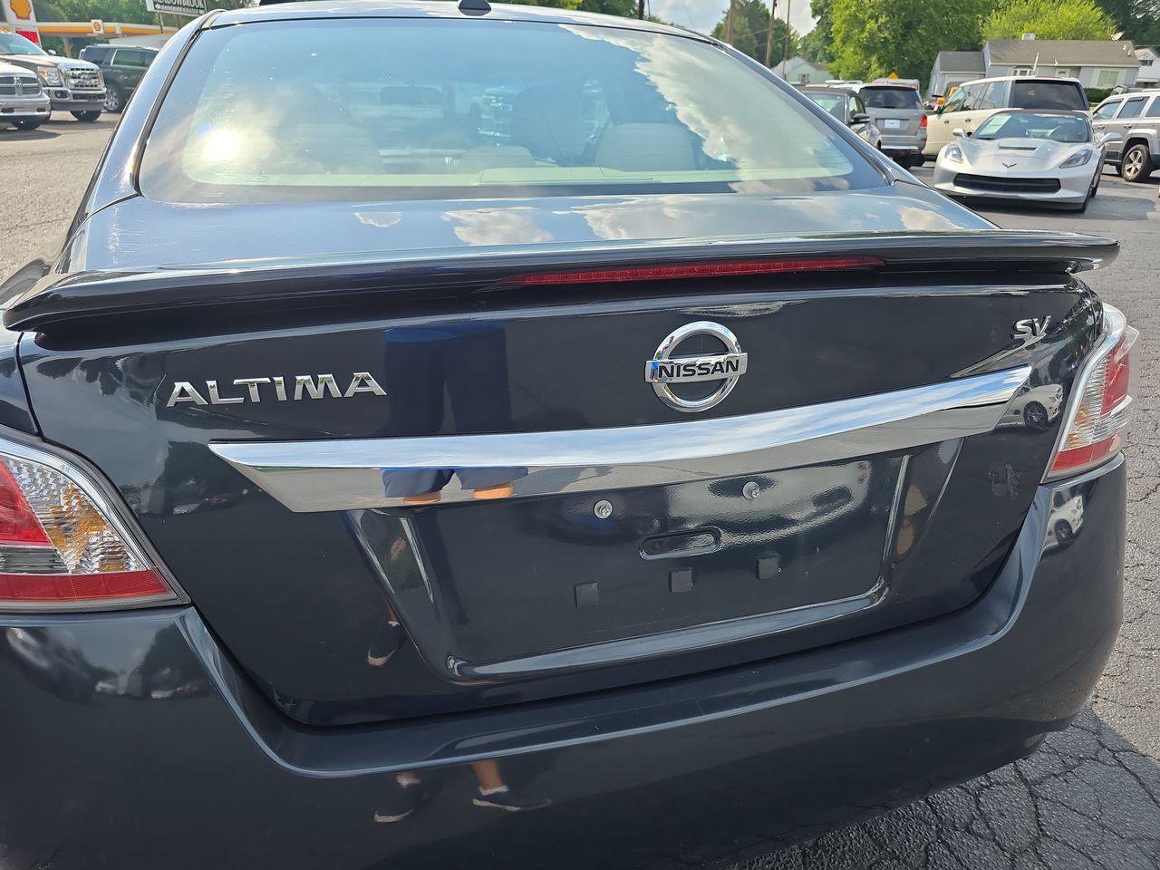 Used 2015 Nissan Altima 2.5 SV FWD image 26
