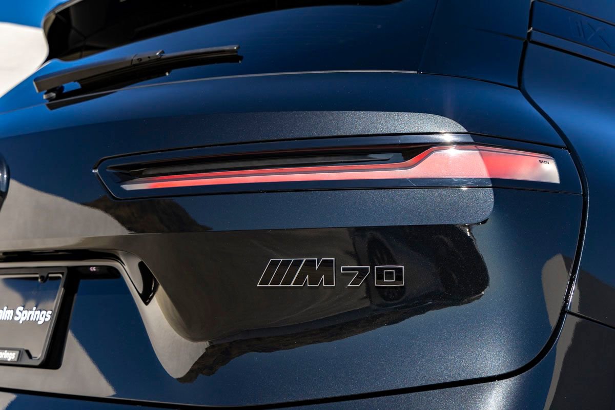 New 2026 BMW iX M70 image 10