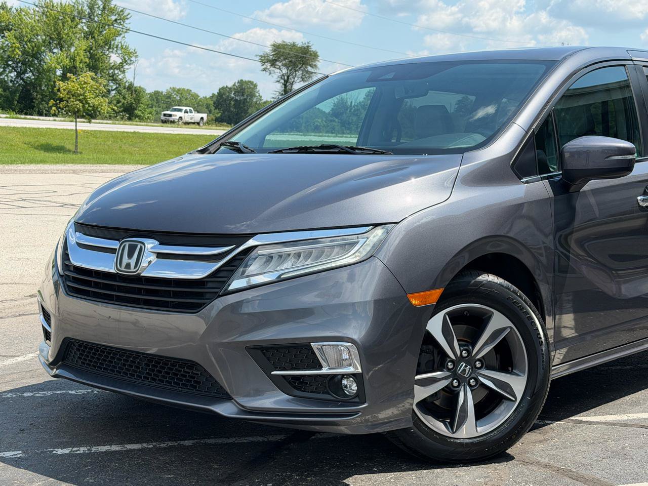 Used 2020 Honda Odyssey Touring image 2