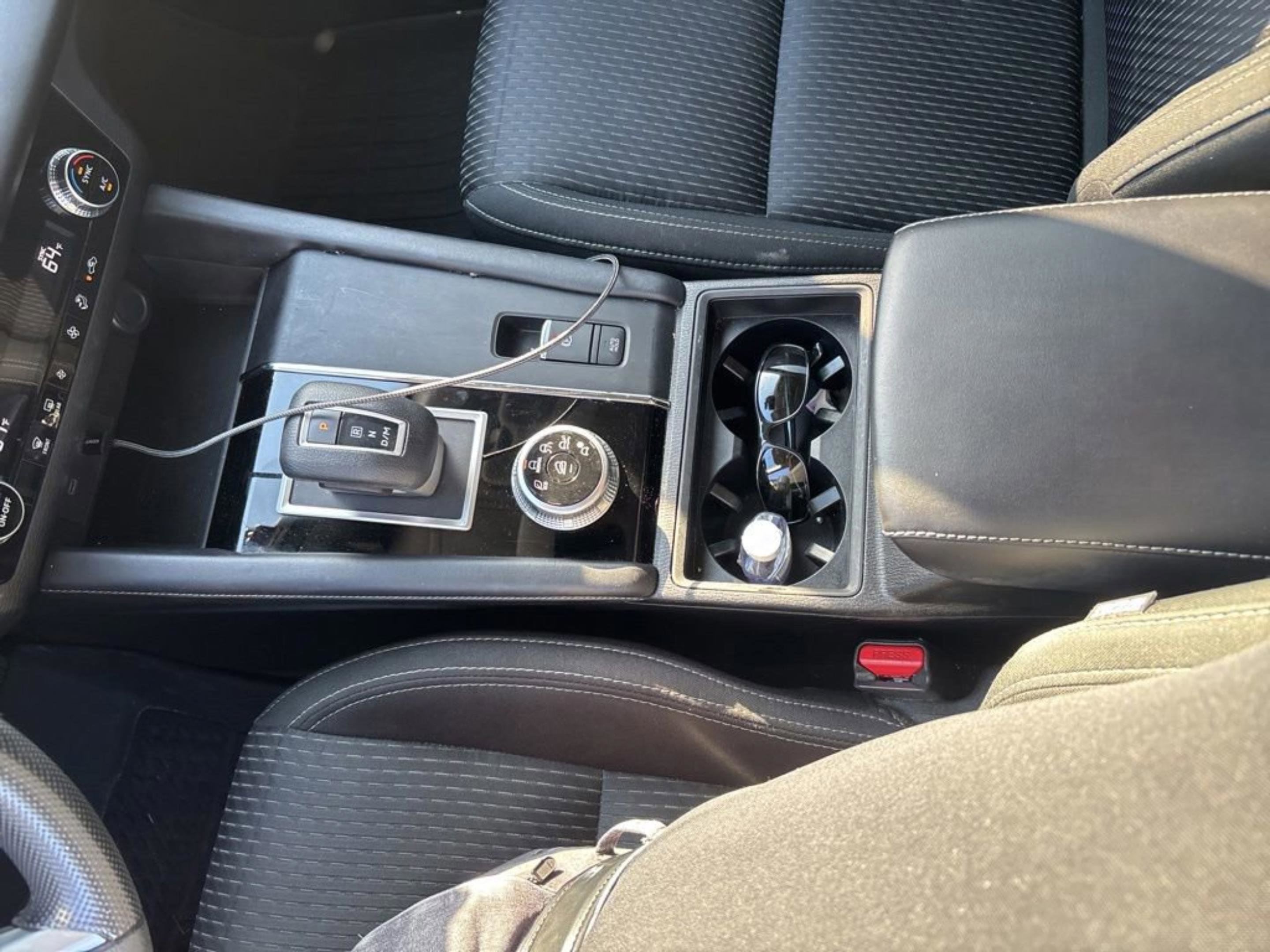 Used 2022 Mitsubishi Outlander ES FWD image 9