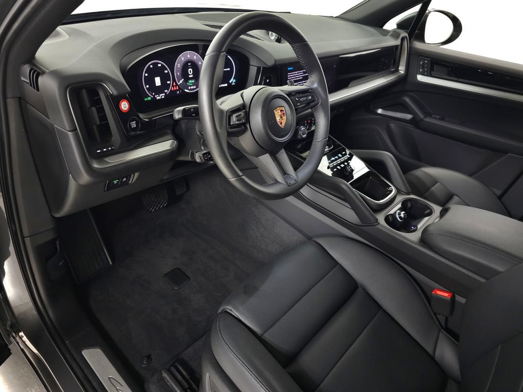 Used 2025 Porsche Cayenne E-Hybrid AWD/4WD image 17