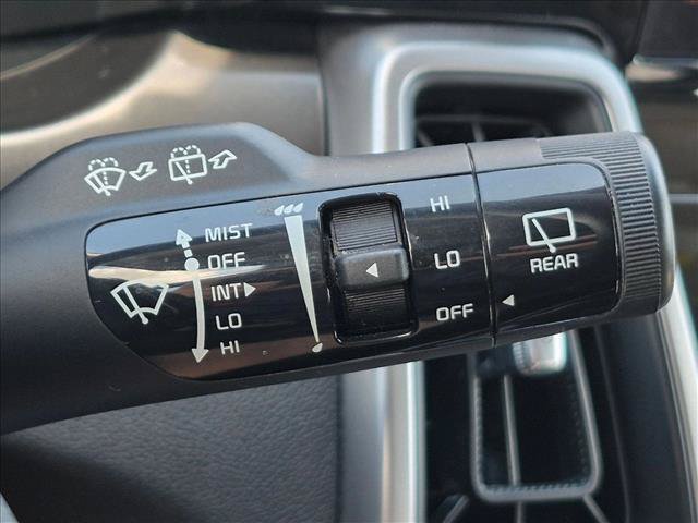 Used 2022 Kia Sorento LX FWD image 14