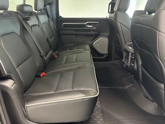 New 2026 RAM 1500 Laramie AWD/4WD image 29