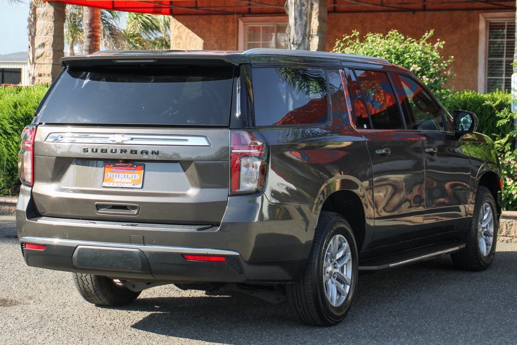 Used 2021 Chevrolet Suburban LS w/ Driver Alert Package image 10