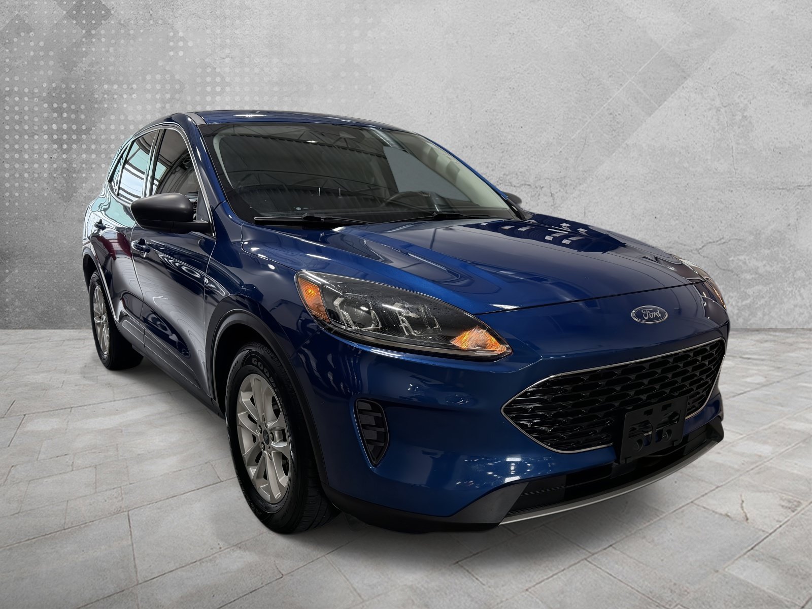 Used 2022 Ford Escape SE