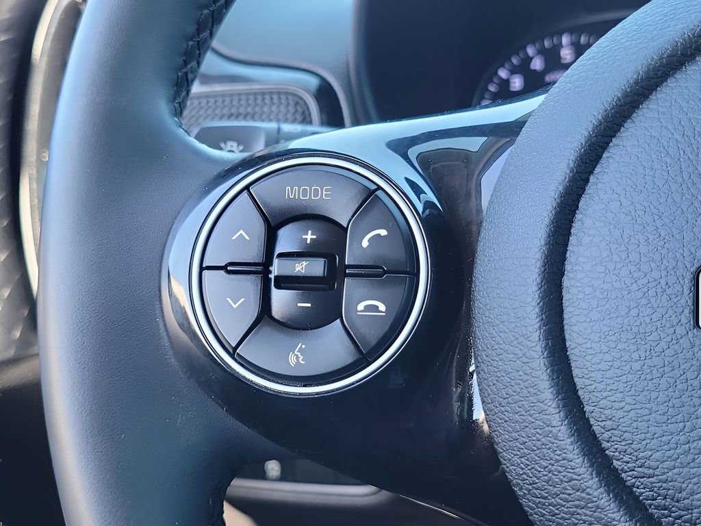 Used 2022 Kia Soul GT-Line image 26