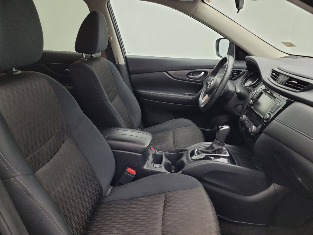 Used 2018 Nissan Rogue SV image 21