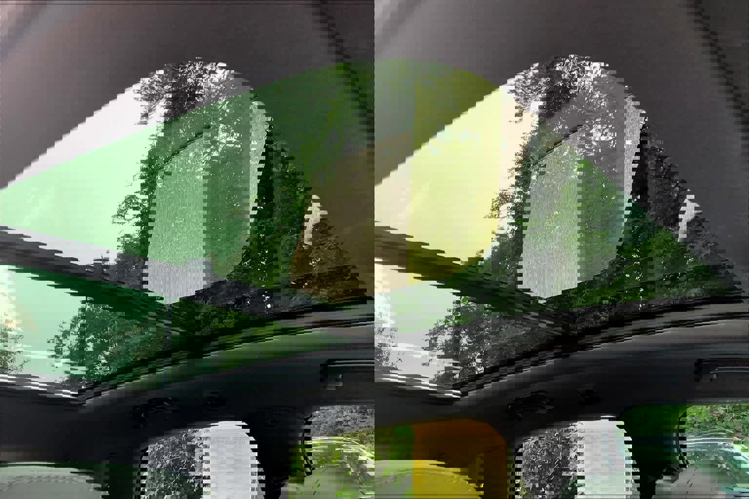 Used 2022 Porsche Cayenne Platinum Edition image 12