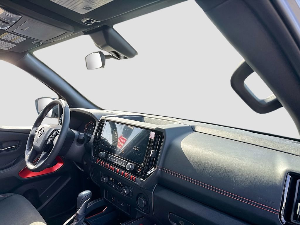 Used 2025 Nissan Frontier Pro-X image 22