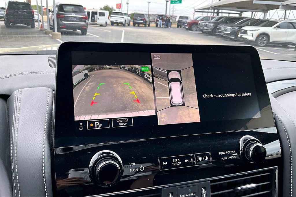 Certified 2024 INFINITI QX80 Luxe image 32