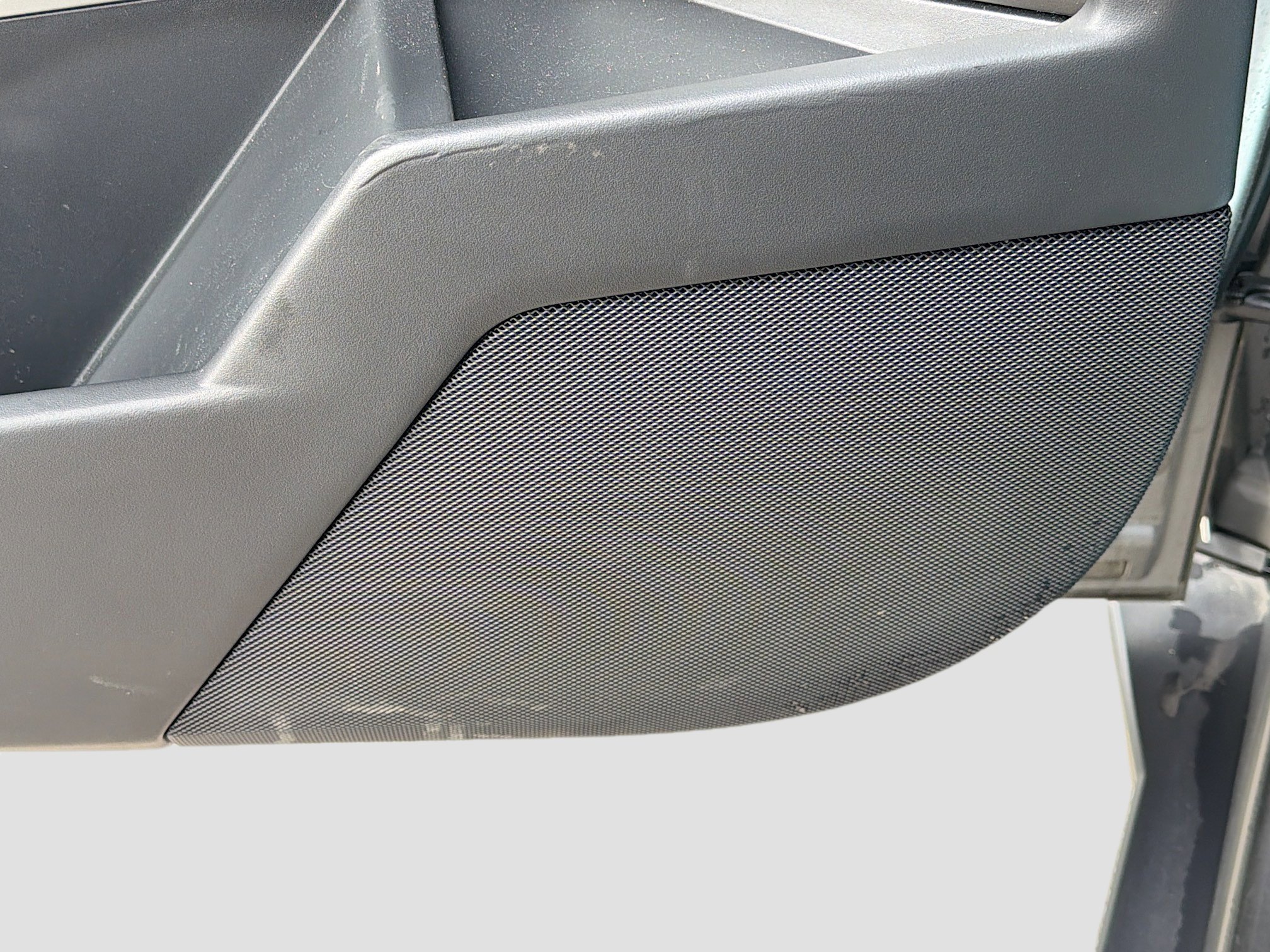 Used 2024 Tesla Cybertruck AWD Crew Cab image 23