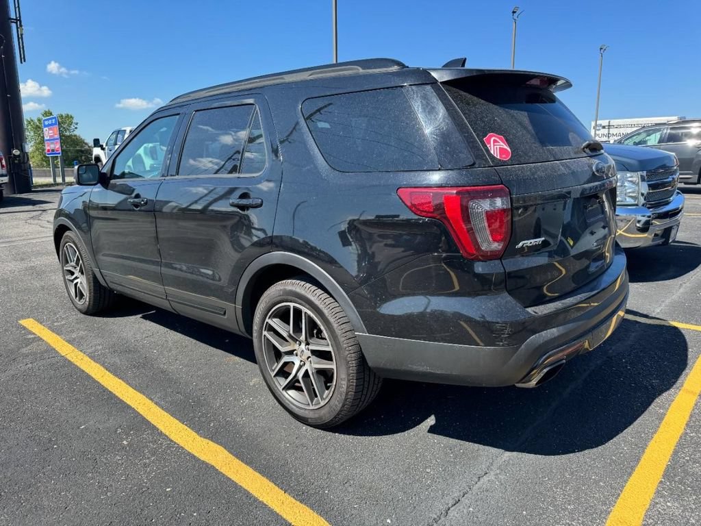 Used 2017 Ford Explorer Sport AWD/4WD image 9