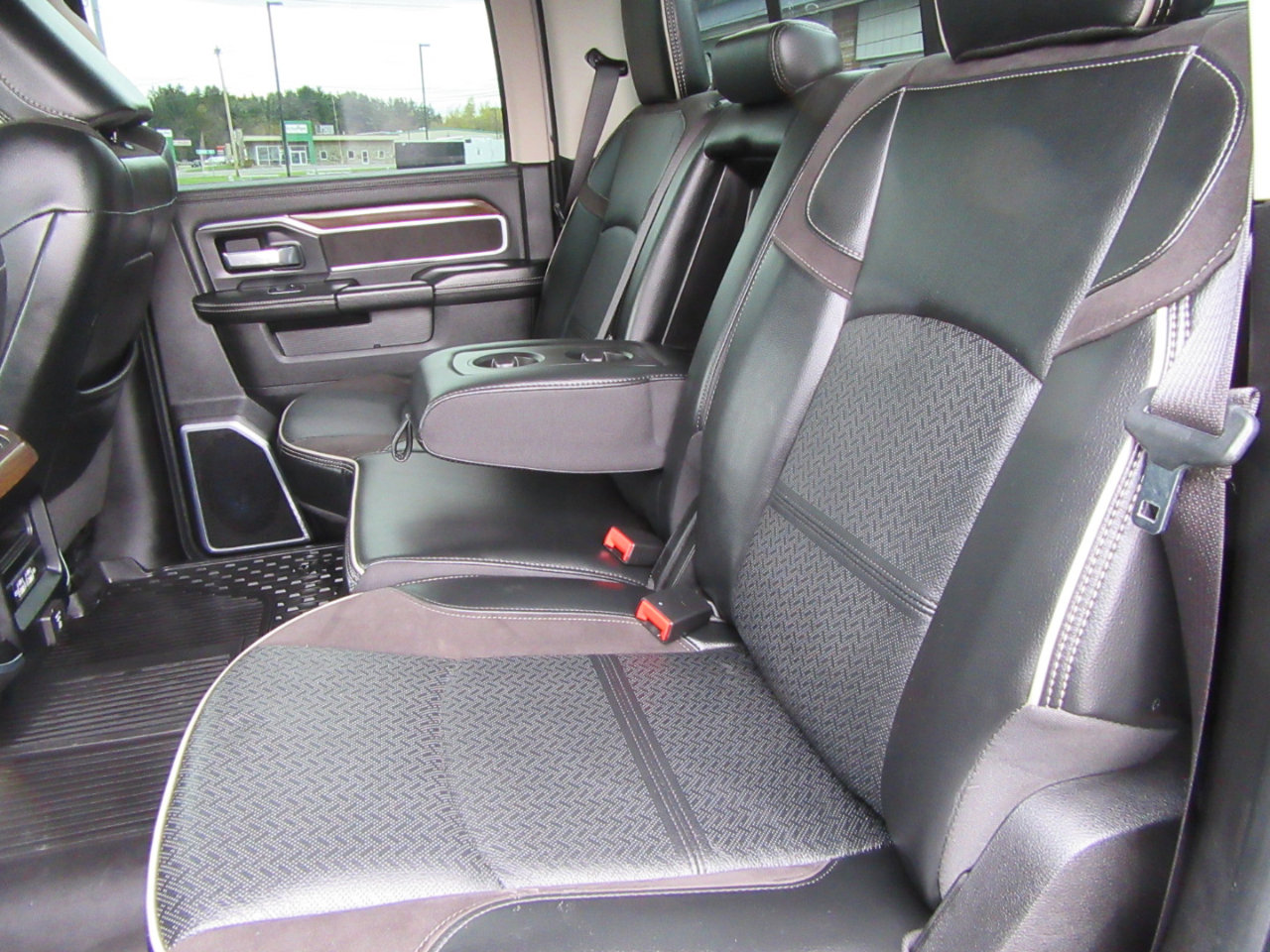 Used 2024 RAM 2500 Laramie image 64