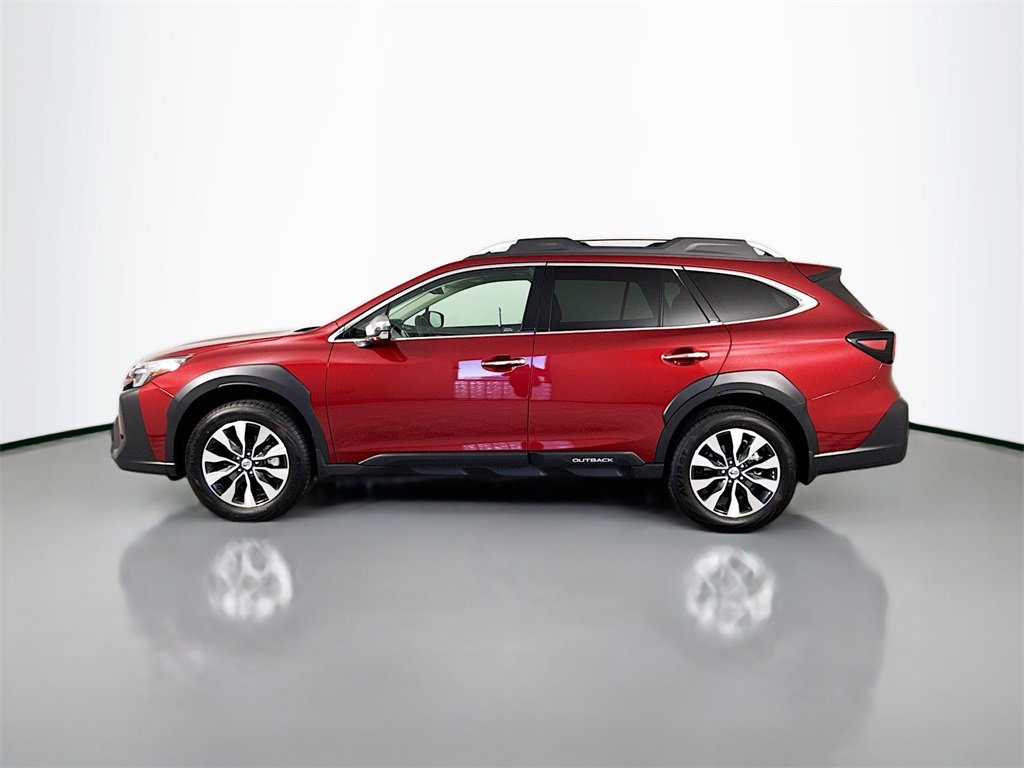 Used 2025 Subaru Outback Touring XT image 2