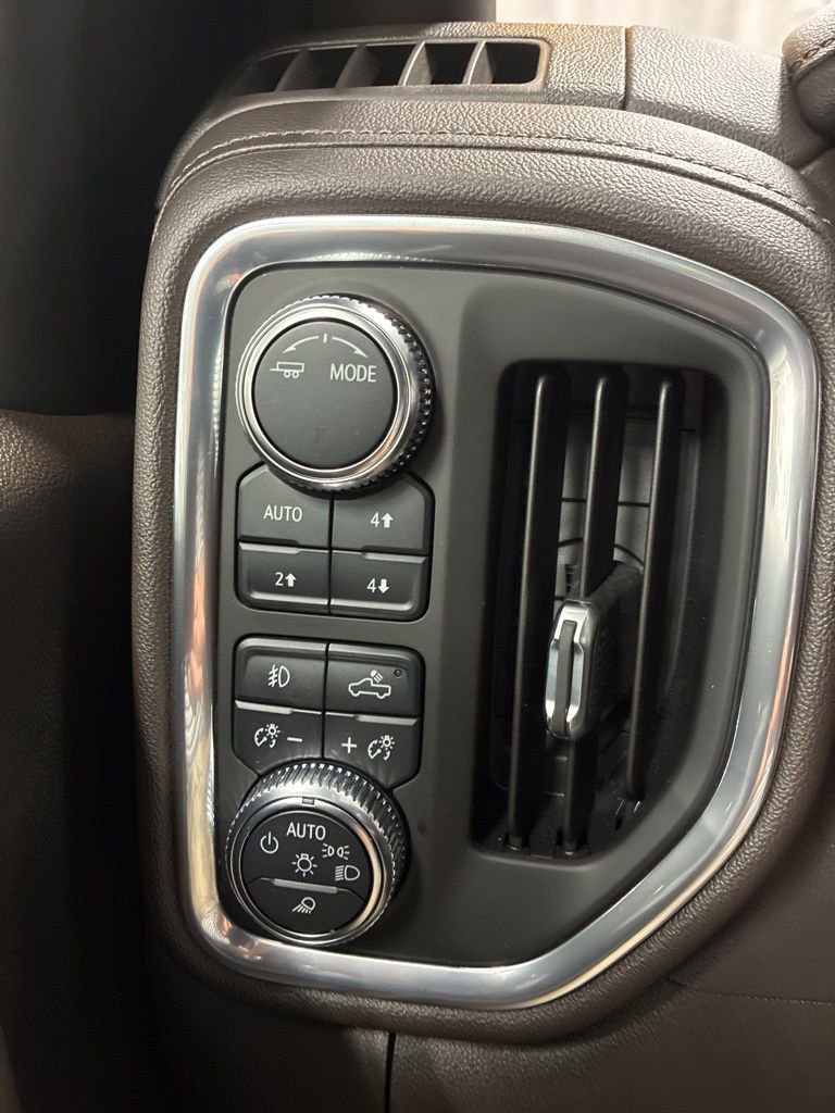 Used 2021 GMC Sierra 1500 Denali w/ Denali Ultimate Package image 17