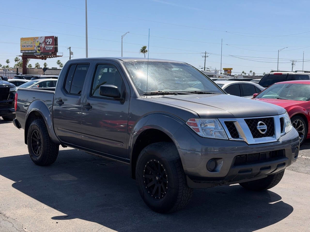 Used 2019 Nissan Frontier SV AWD/4WD image 13