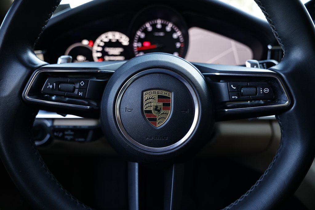 Used 2021 Porsche Panamera 4 image 38