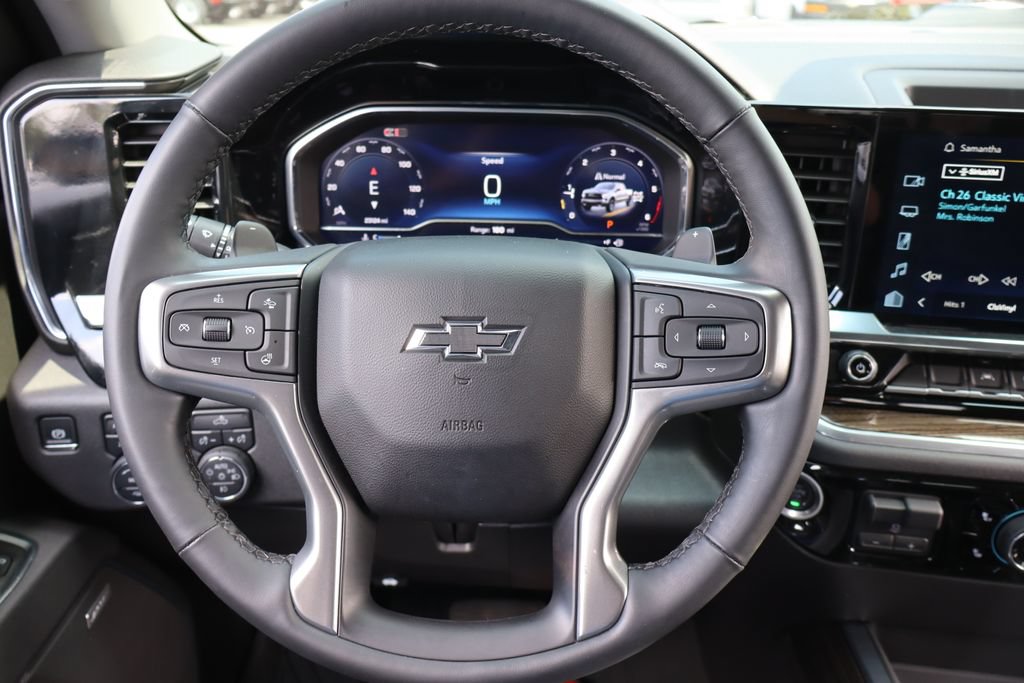 Used 2025 Chevrolet Silverado 1500 LT Trail Boss w/ Convenience Package II AWD/4WD image 6