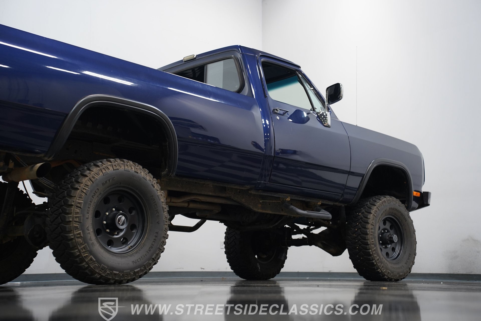 Used 1988 Dodge D/W Truck 250 AWD/4WD image 28