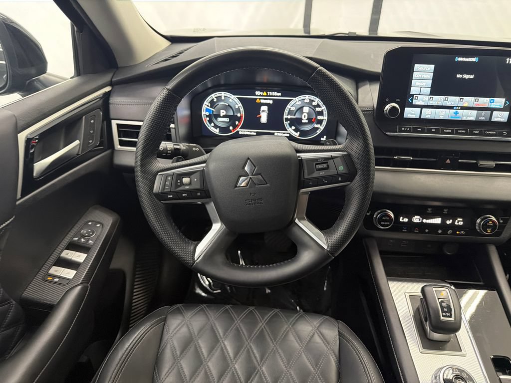 Used 2024 Mitsubishi Outlander SEL FWD image 24