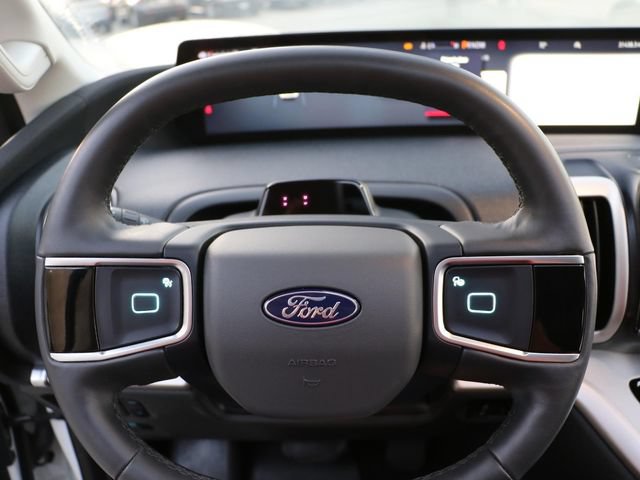 Used 2025 Ford Expedition Max Active AWD/4WD image 26