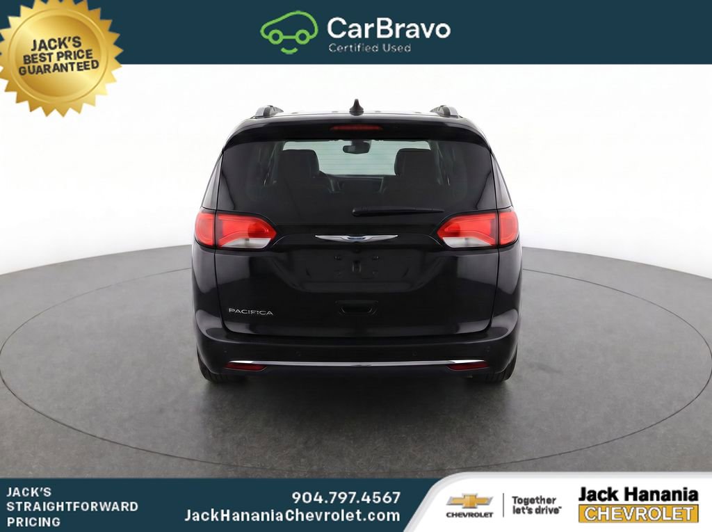 Used 2019 Chrysler Pacifica Touring-L FWD image 6