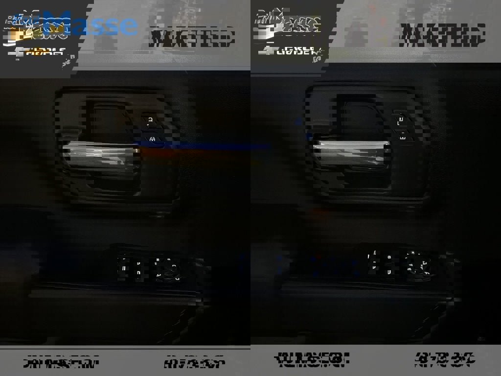 Used 2025 Chevrolet Silverado 2500 Custom w/ Custom Value Package image 16