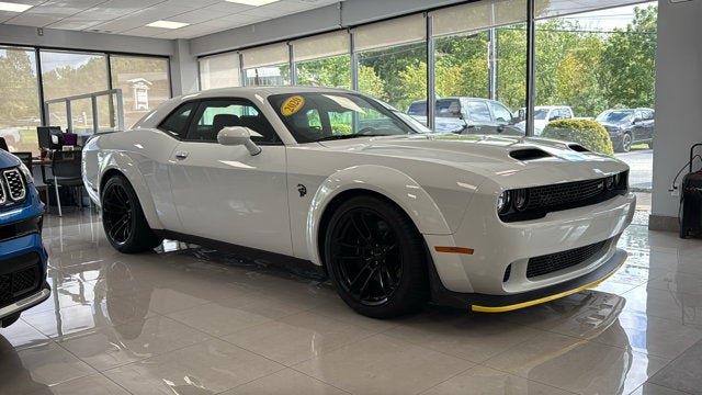Used 2020 Dodge Challenger SRT Hellcat Redeye RWD image 2