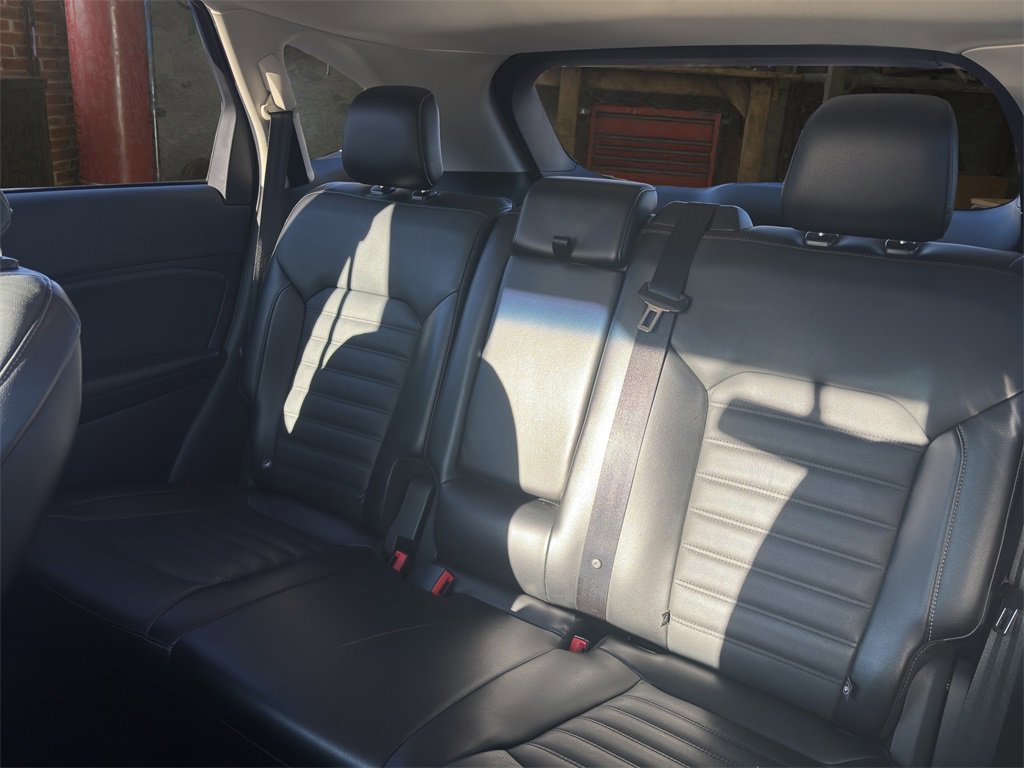 Certified 2017 Ford Edge SEL w/ Equipment Group 201A image 12