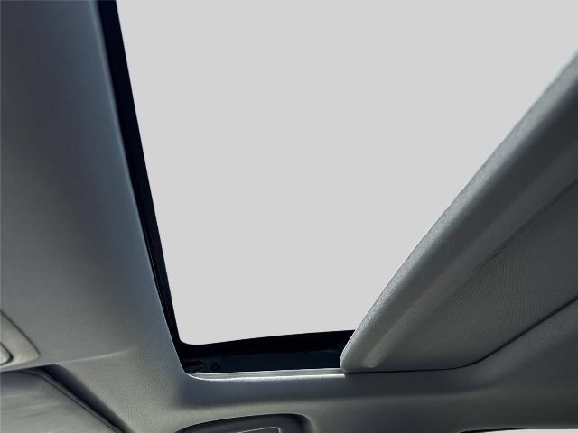 Used 2018 Honda CR-V EX-L image 11