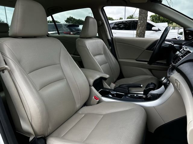 Used 2014 Honda Accord Touring image 30