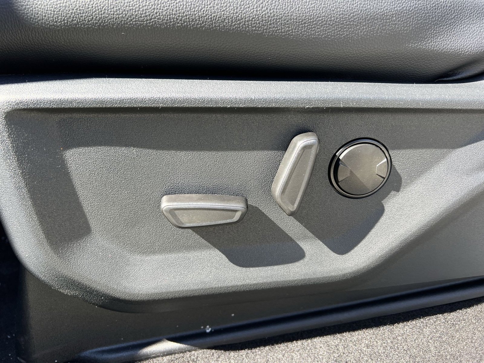 New 2026 Ford F150 Lariat image 14