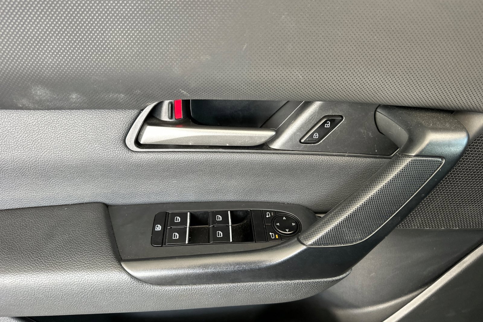 Used 2024 MAZDA CX-50 AWD 2.5 S w/ Preferred Package image 11