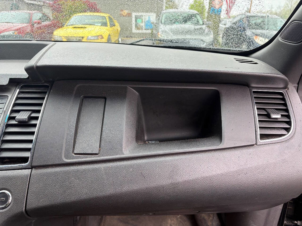 Used 2014 Ford Taurus Police Interceptor AWD w/ 2-tone Vinyl Package #1 image 15