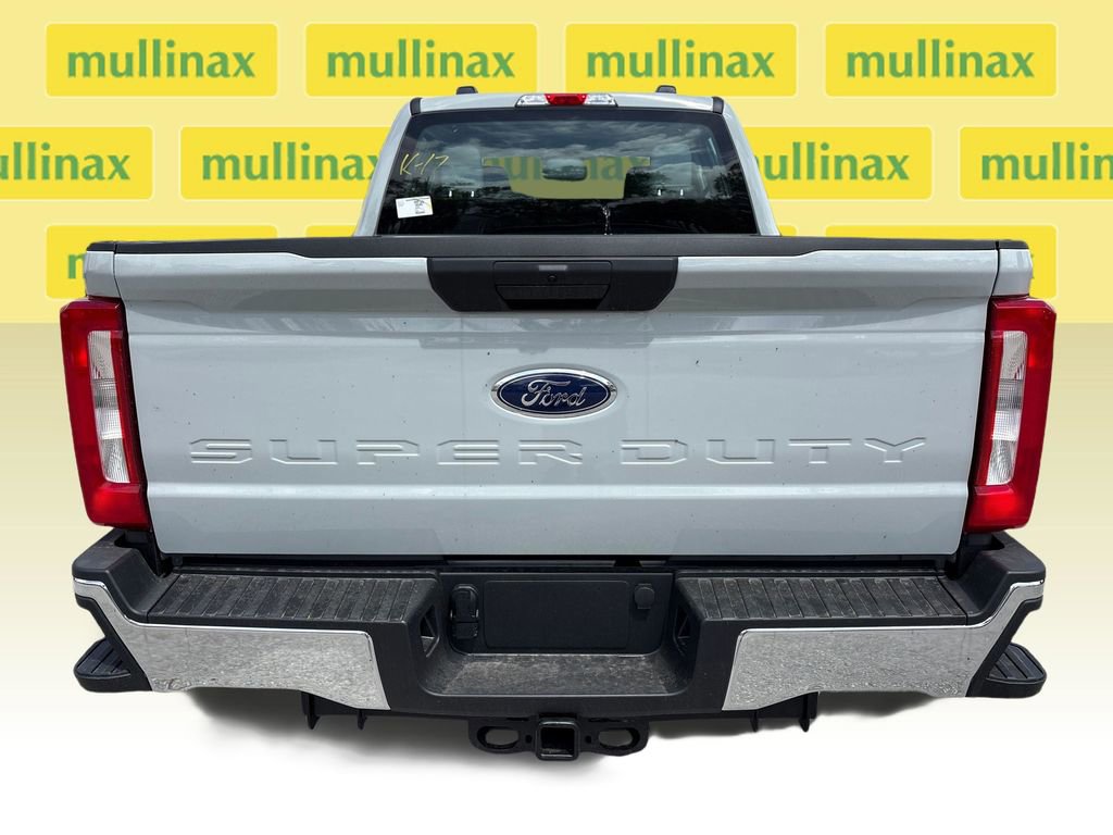 New 2026 Ford F350 XL w/ XL Chrome Package image 9