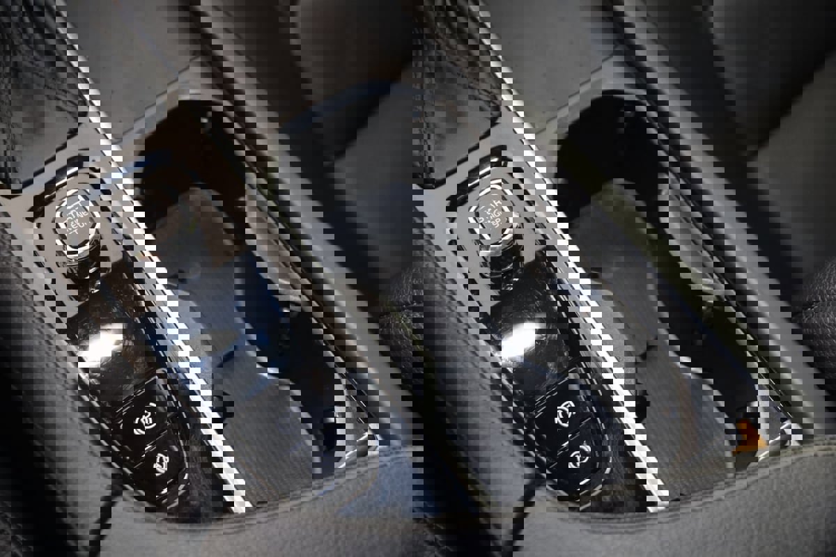 Used 2022 Volvo XC90 T6 Momentum w/ Climate Package image 30