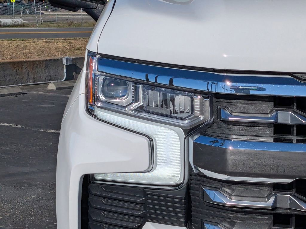 Used 2025 Chevrolet Silverado 1500 LTZ image 10